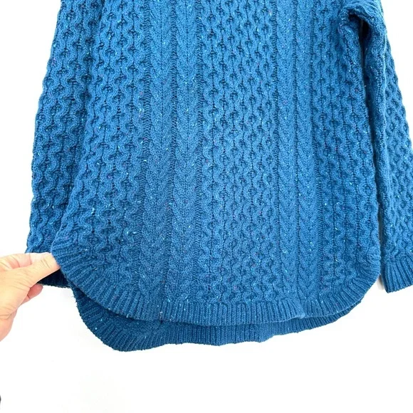 Lands' End Women's Blue Cable Knit Sweater, high-low hem, loose fit - Picture 6 of 9